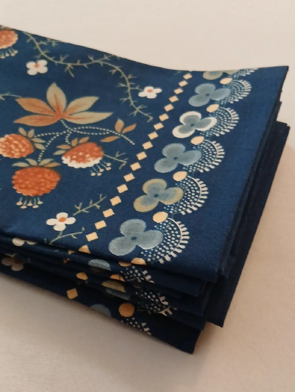 Williams Sonoma Napkin Set